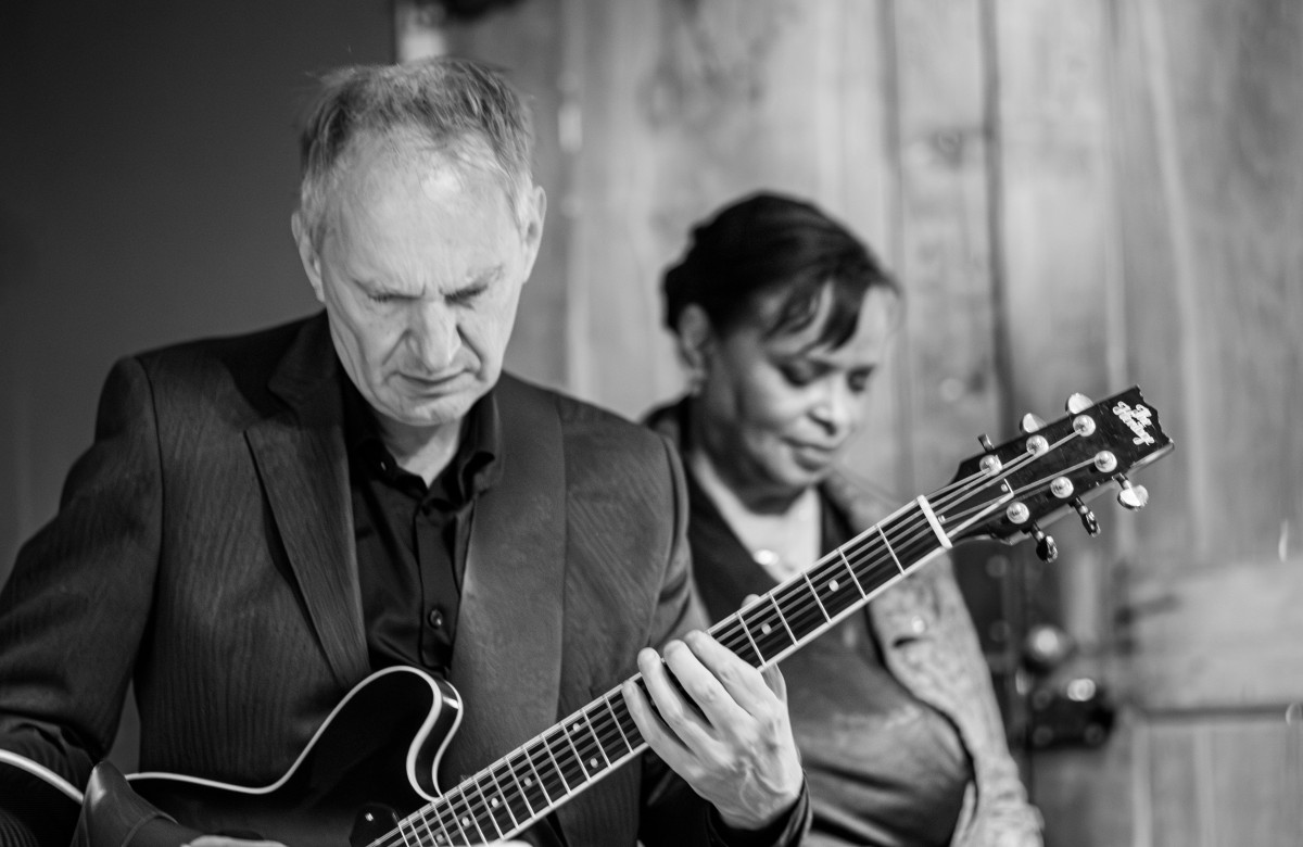 2025-10-09 - Ella-Borations met Deborah Carter 4tet